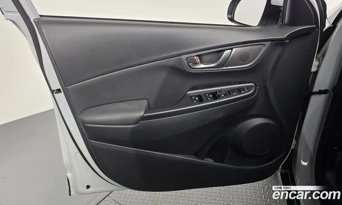 Hyundai Kona 2019 0.2 автомат (гидро), фото 13 Hyundai Kona 2019 0.2 автомат (гидро), фото 13