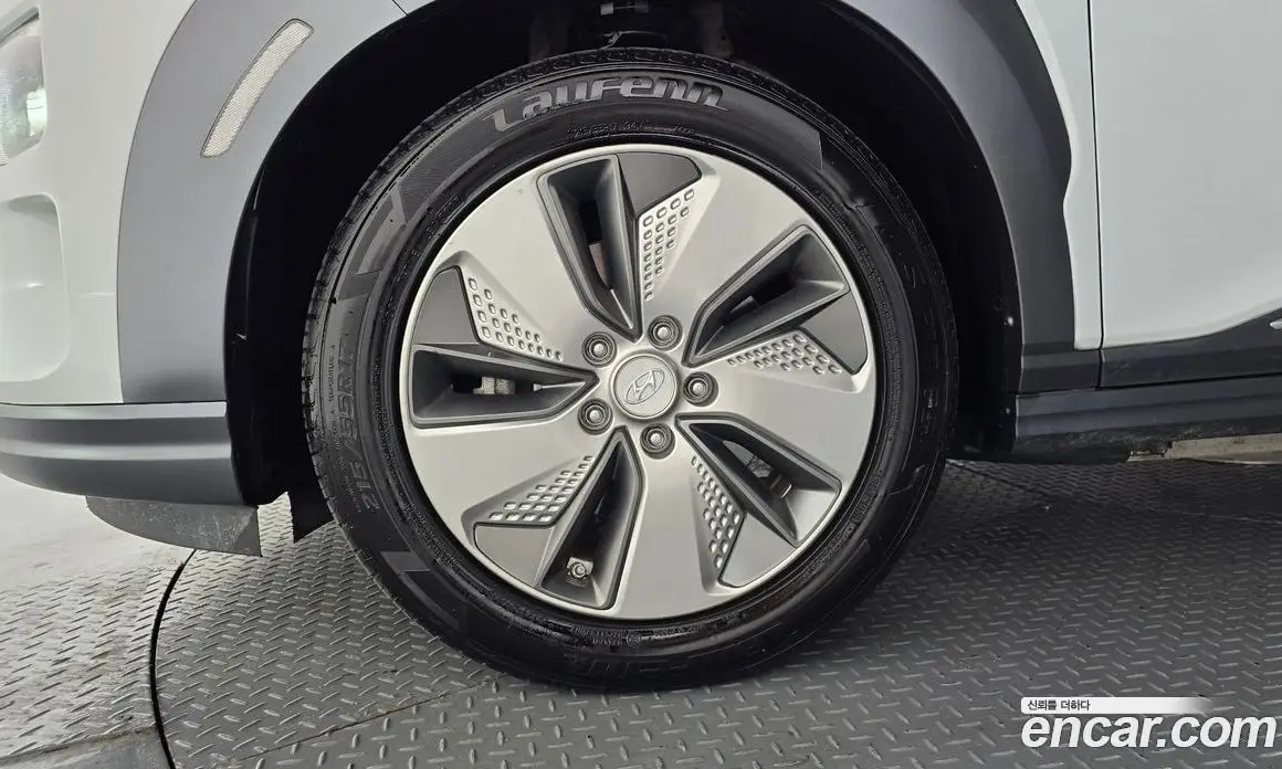 Hyundai Kona 2019 0.2 автомат (гидро), фото 4 Hyundai Kona 2019 0.2 автомат (гидро), фото 4