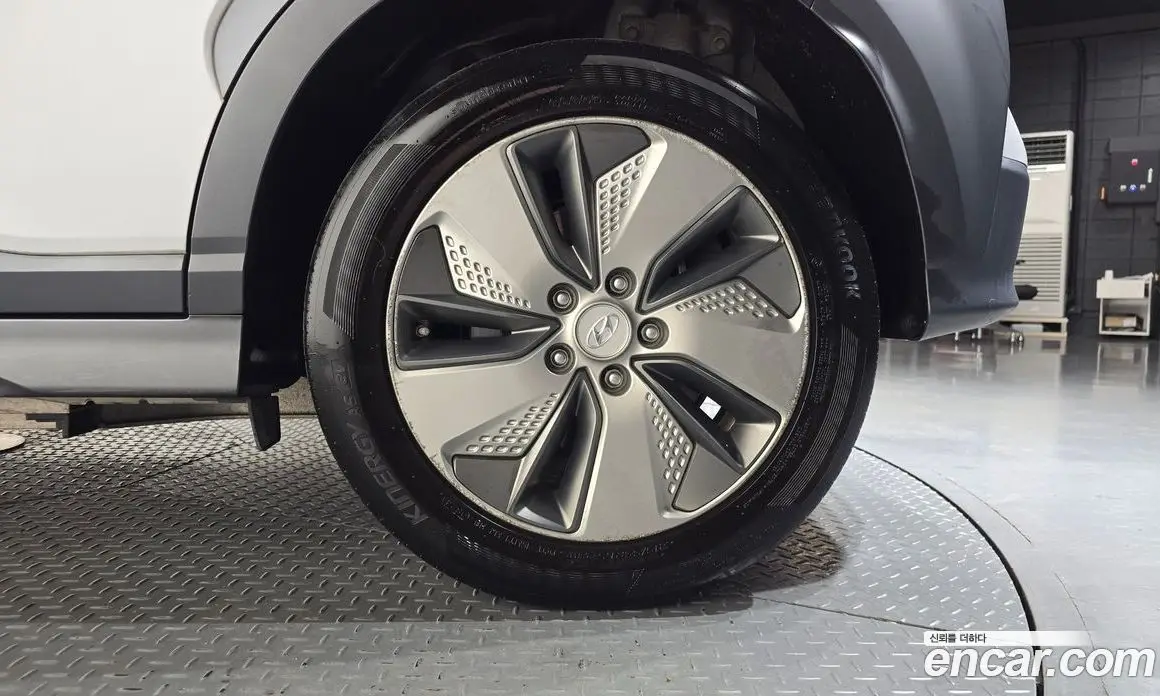 Hyundai Kona 2019 0.2 автомат (гидро), фото 6 Hyundai Kona 2019 0.2 автомат (гидро), фото 6