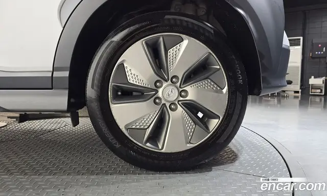 Hyundai Kona 2019 0.2 автомат (гидро), миниатюра 6 Hyundai Kona 2019 0.2 автомат (гидро), миниатюра 6