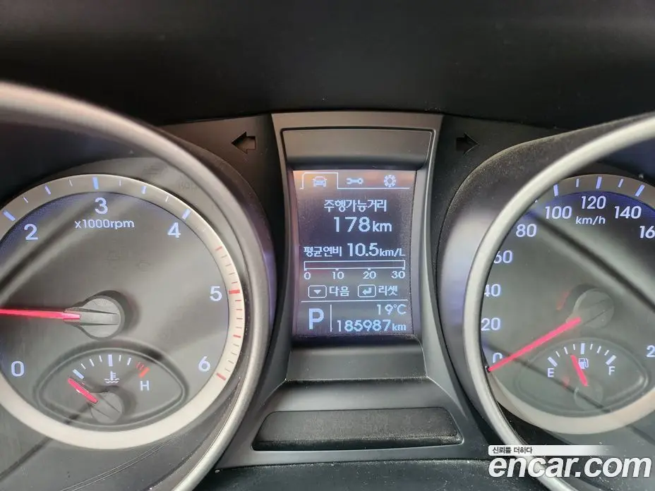 Hyundai Santa Fe 2013 2.0 автомат (гидро), фото 11 Hyundai Santa Fe 2013 2.0 автомат (гидро), фото 11
