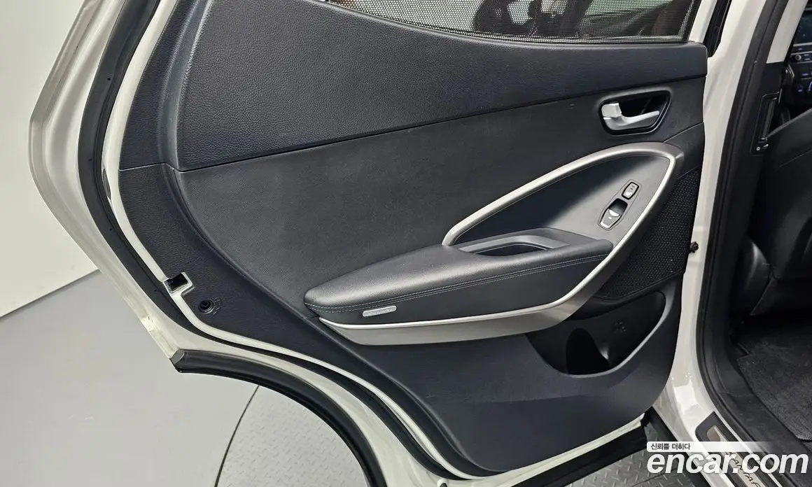 Hyundai Santa Fe 2015 2.0 автомат (гидро), фото 15