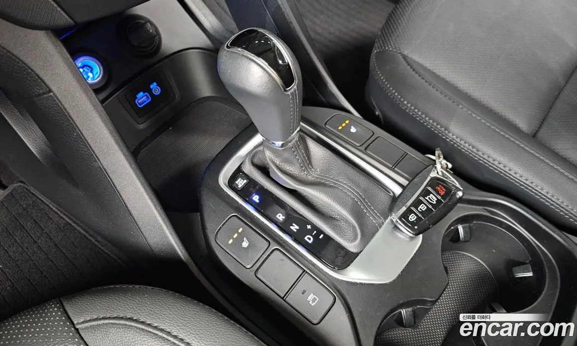 Hyundai Santa Fe 2016 2.0 автомат (гидро), фото 9