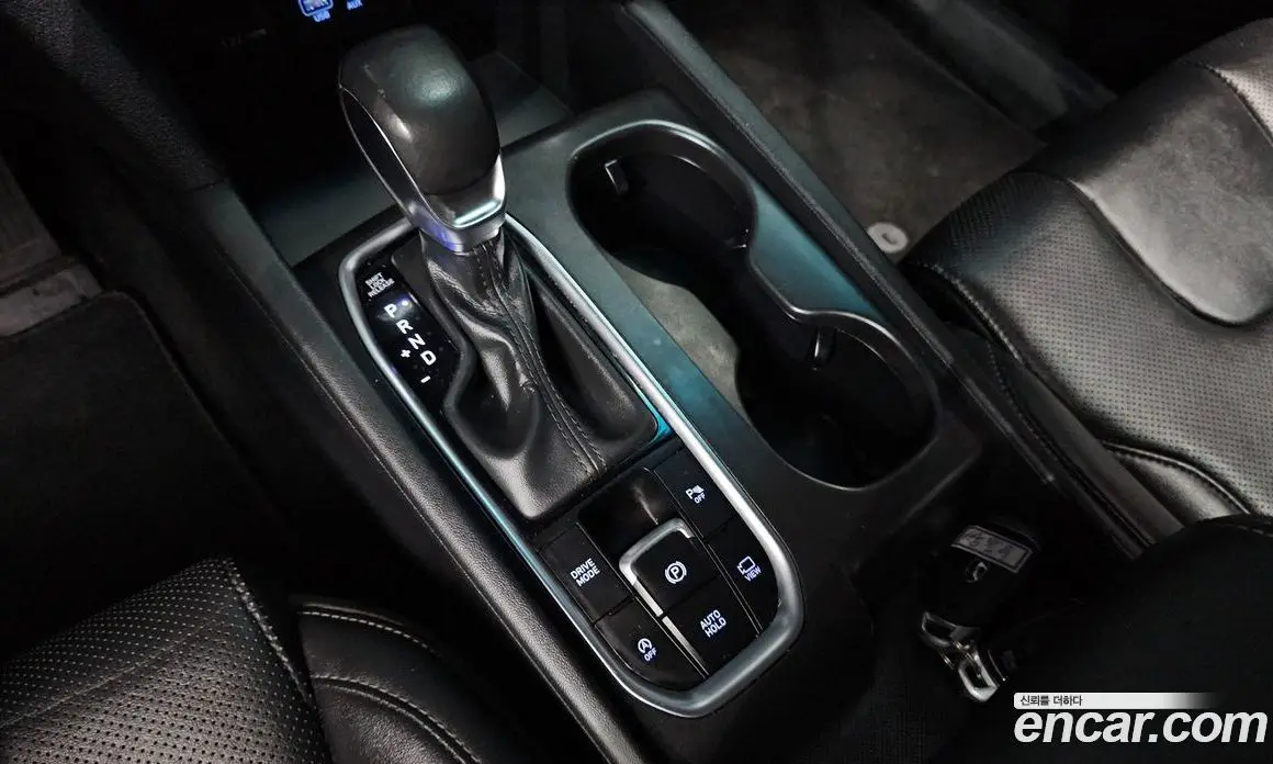 Hyundai Santa Fe 2018 2.0 автомат (гидро), фото 12