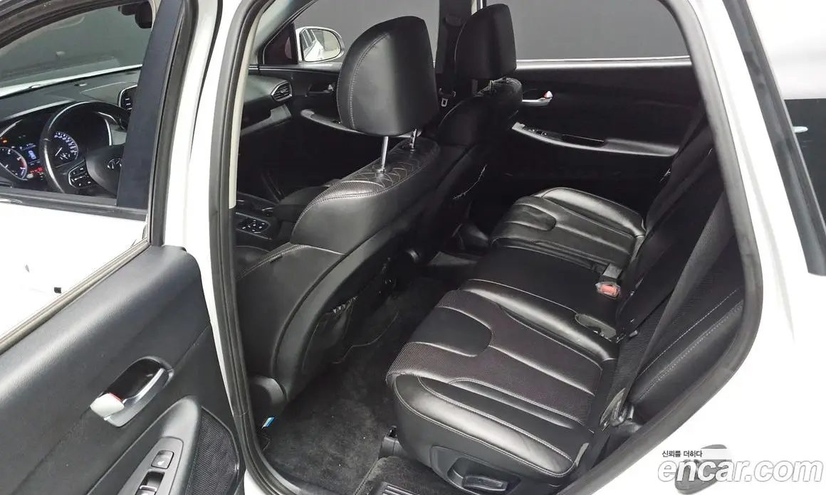Hyundai Santa Fe 2018 2.0 автомат (гидро), фото 16