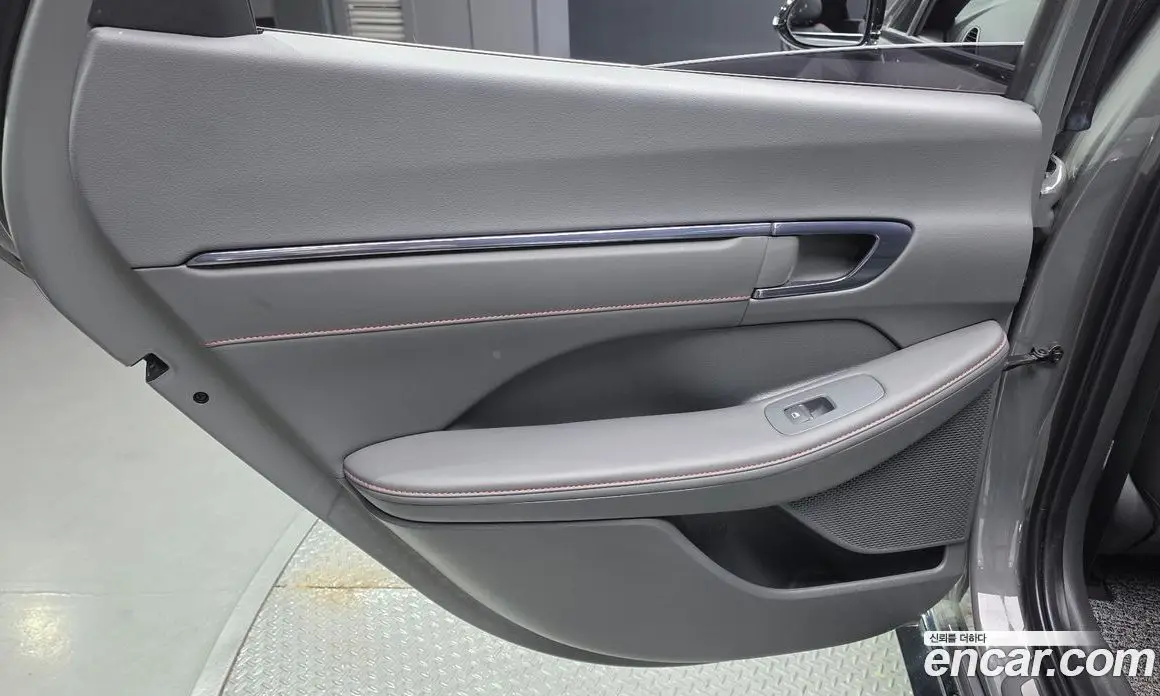 Hyundai Sonata 2022 2.5 автомат (гидро), фото 15