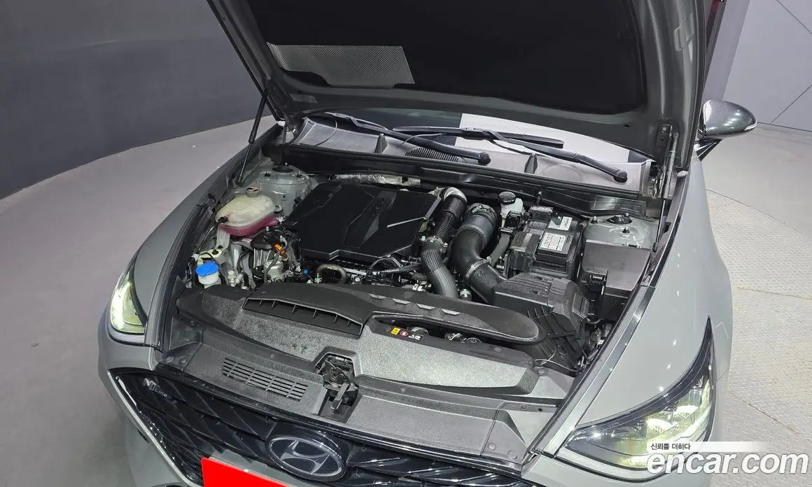Hyundai Sonata 2022 2.5 автомат (гидро), фото 6