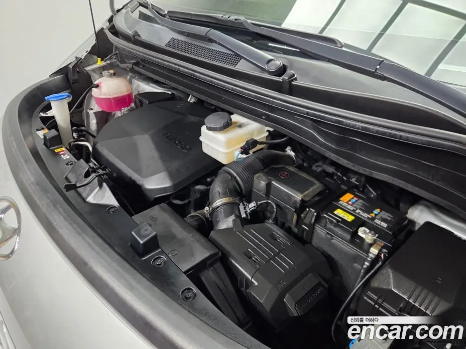 Hyundai Staria 2022 2.2 автомат (гидро), фото 7