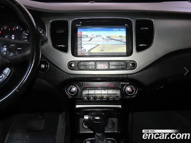 Kia Carens 2013 1.7 автомат (гидро), миниатюра 11