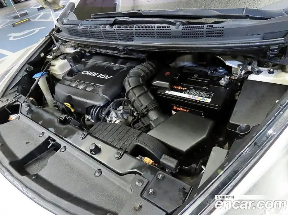 Kia Carens 2013 1.7 автомат (гидро), фото 19