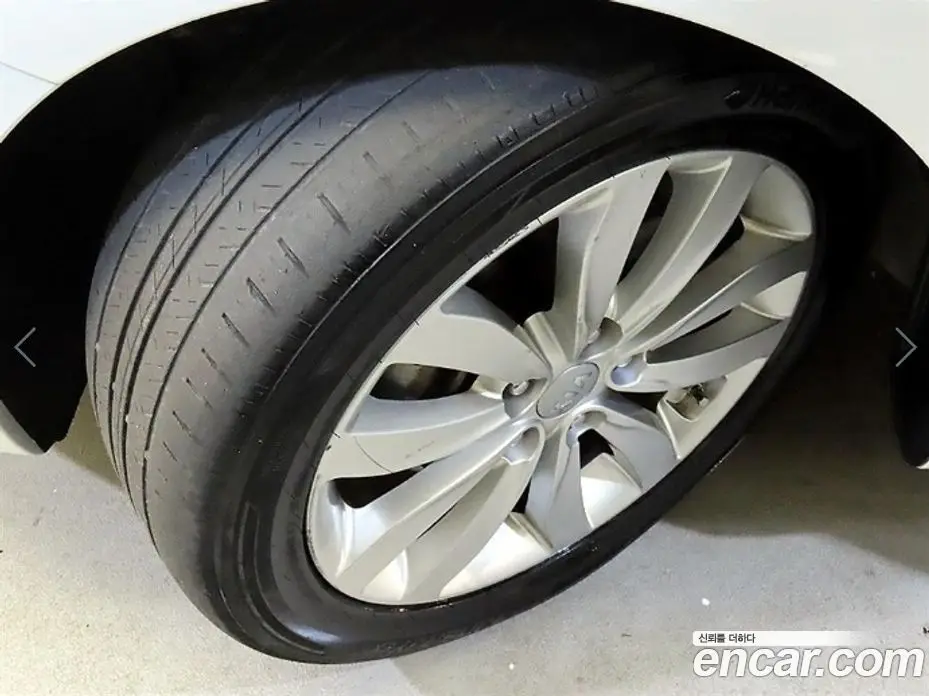 Kia Carens 2013 1.7 автомат (гидро), фото 20