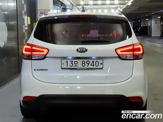 Kia Carens 2013 1.7 автомат (гидро), миниатюра 5