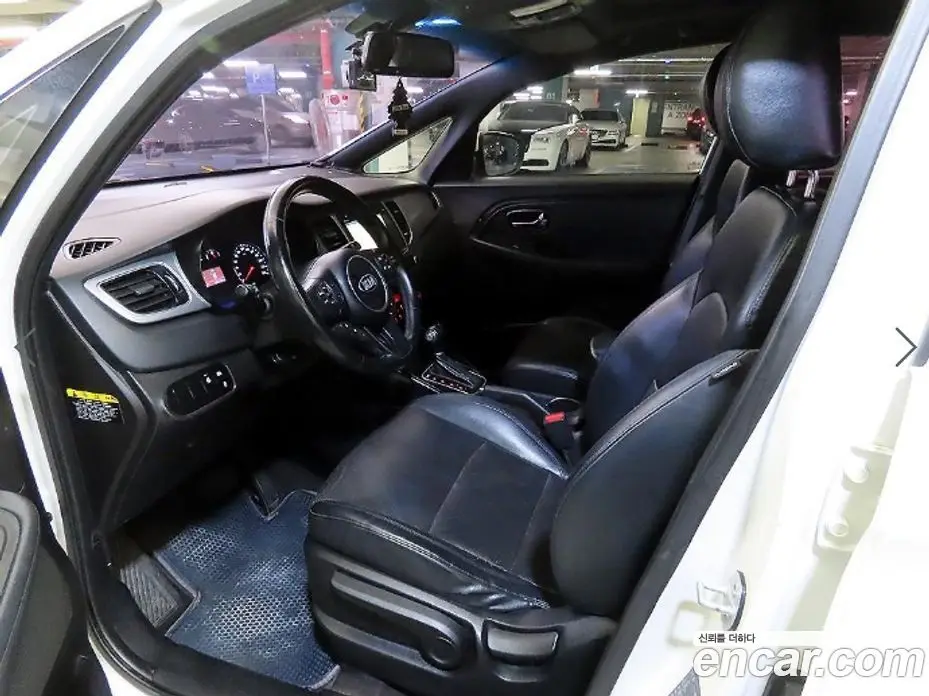 Kia Carens 2013 1.7 автомат (гидро), фото 6