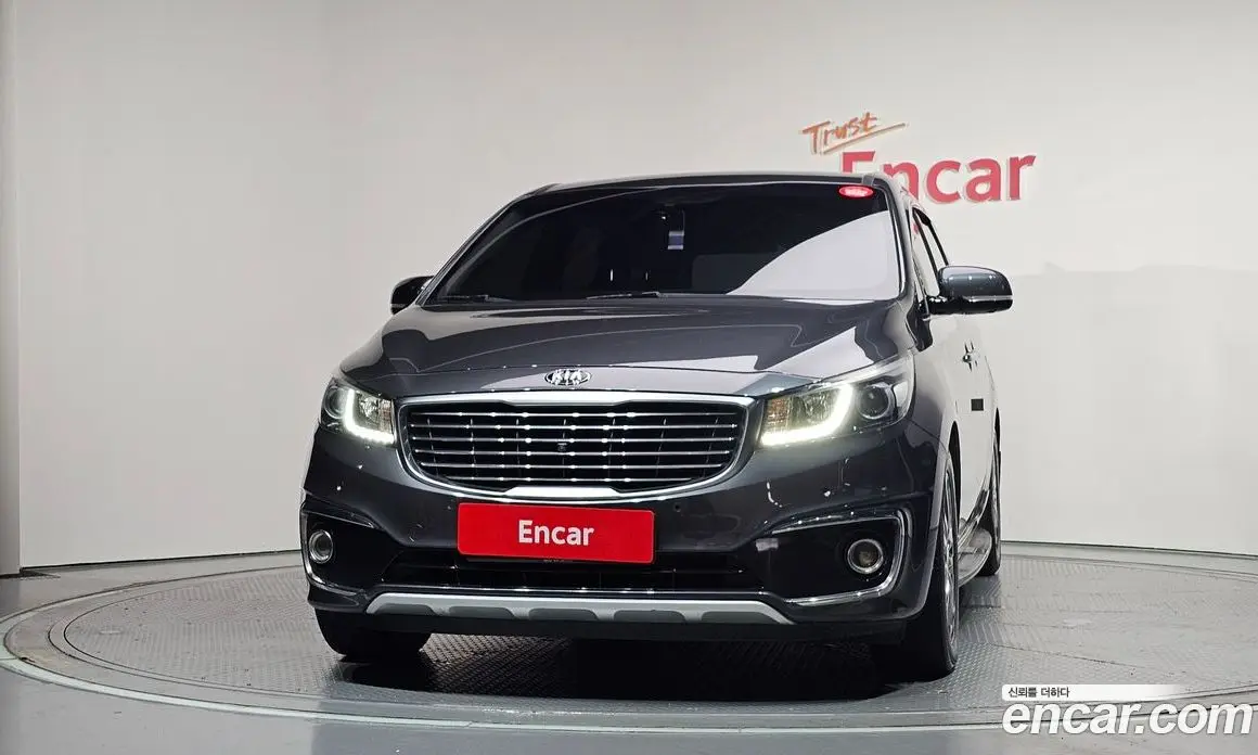 Kia Carnival 2016 3.3 автомат (гидро), фото 3 Kia Carnival 2016 3.3 автомат (гидро), фото 3