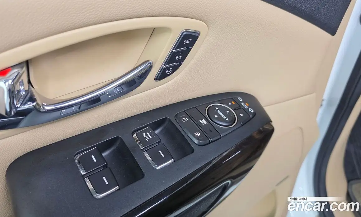 Kia Carnival 2018 2.2 автомат (гидро), фото 18 Kia Carnival 2018 2.2 автомат (гидро), фото 18