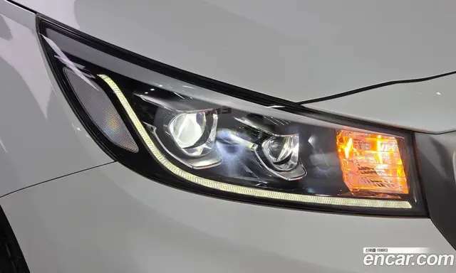 Kia Carnival 2018 2.2 автомат (гидро), миниатюра 8 Kia Carnival 2018 2.2 автомат (гидро), миниатюра 8