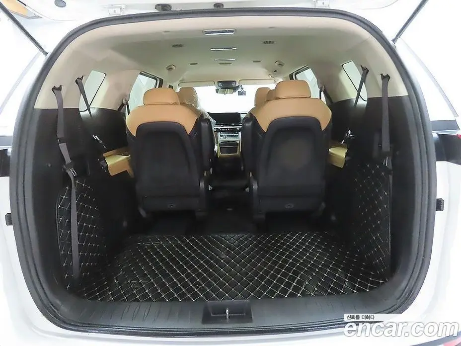 Kia Carnival 2021 2.2 автомат (гидро), фото 20
