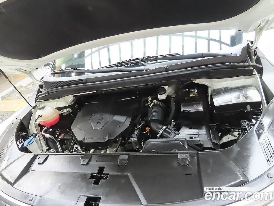 Kia Carnival 2021 2.2 автомат (гидро), фото 6