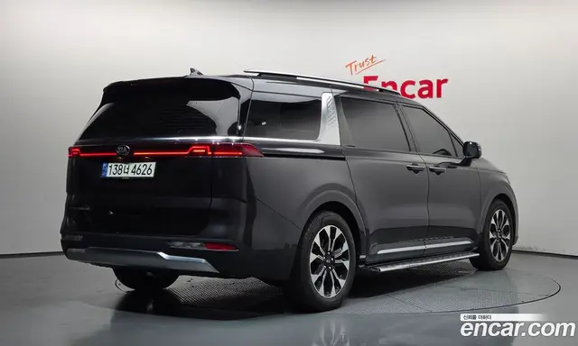 Kia Carnival 2021 2.2 автомат (гидро), миниатюра 2