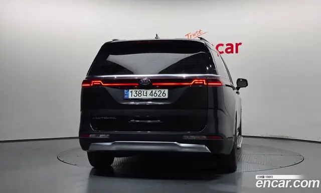 Kia Carnival 2021 2.2 автомат (гидро), миниатюра 4