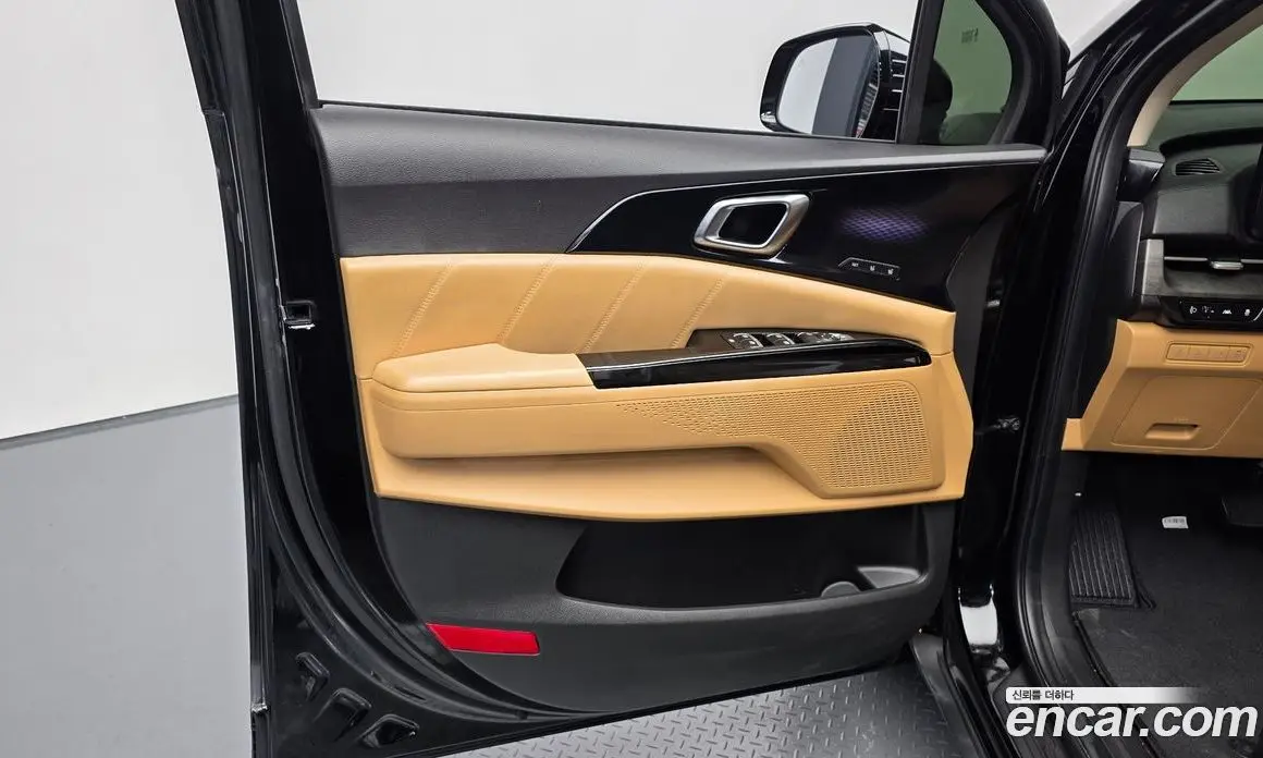 Kia Carnival 2023 2.2 автомат (гидро), фото 14