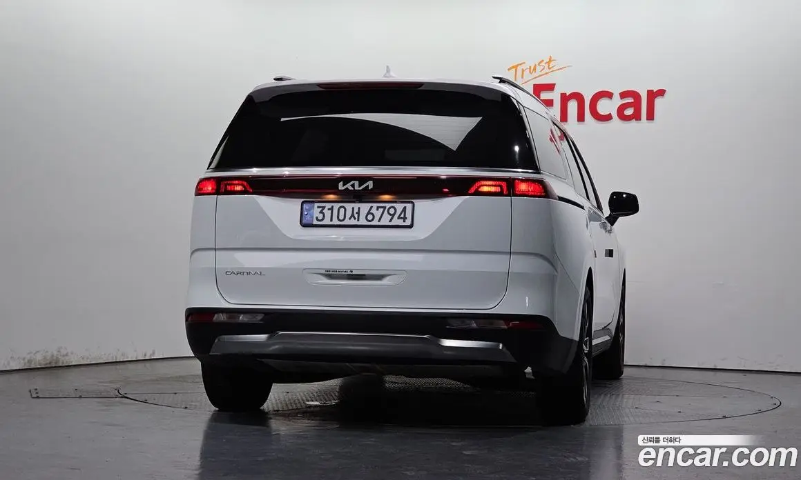 Kia Carnival 2023 2.2 автомат (гидро), фото 4