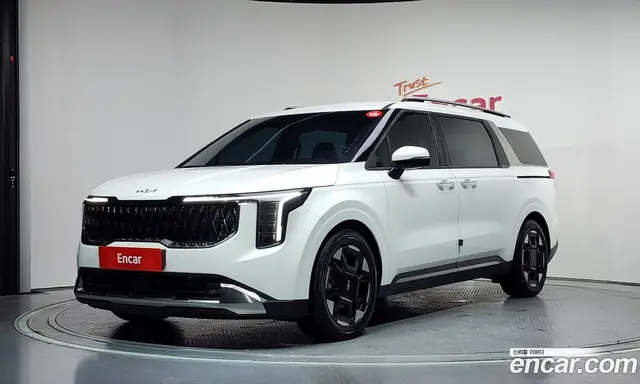 Kia Carnival, 2024, 52 349 км