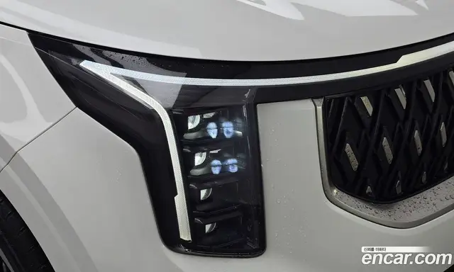 Kia Carnival 2024 2.2 автомат (гидро), миниатюра 8