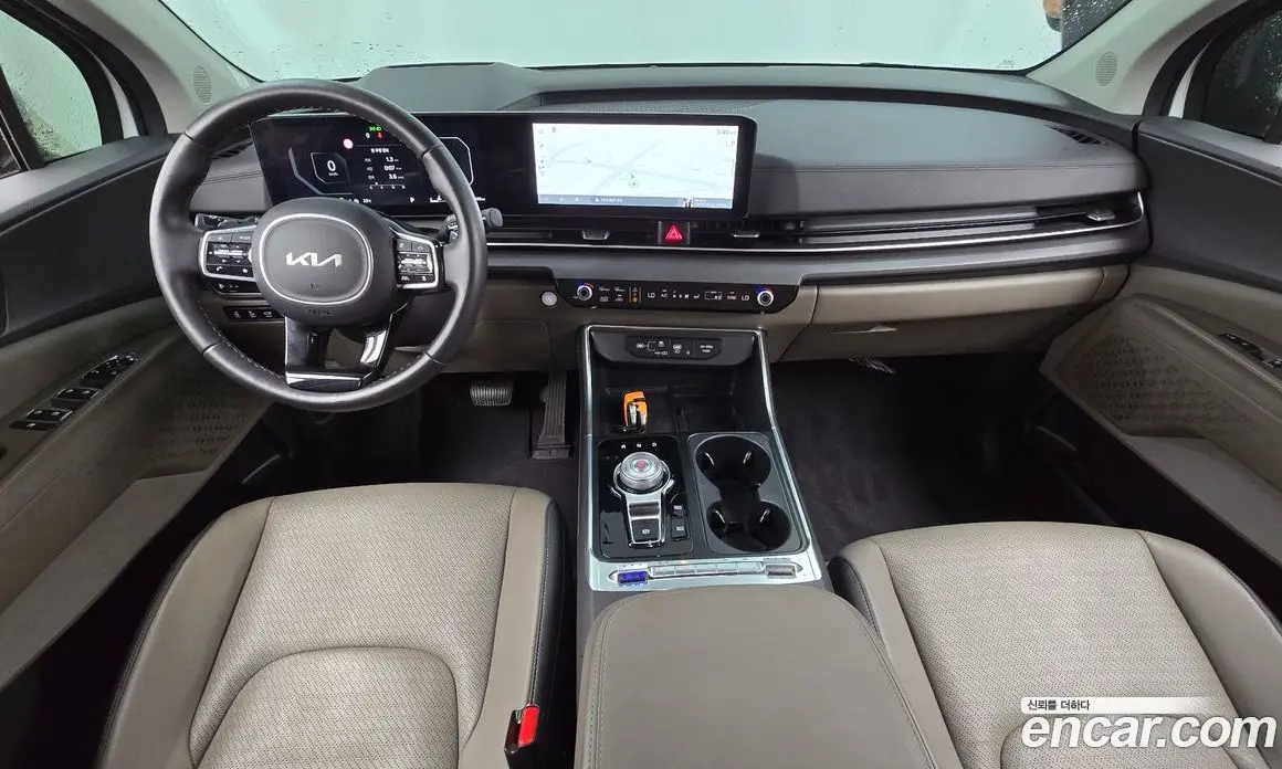 Kia Carnival 2024 2.2 автомат (гидро), фото 10