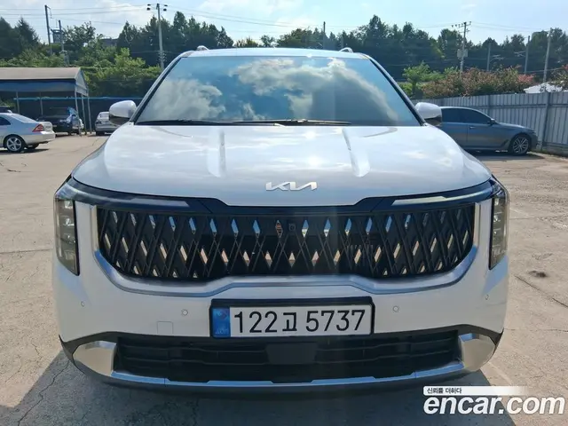 Kia Carnival, 2026, 8 км