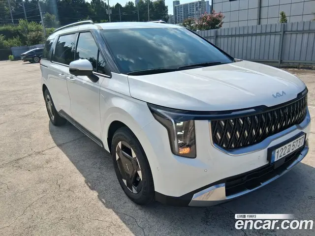 Kia Carnival 2026 1.6 автомат (гидро), миниатюра 2