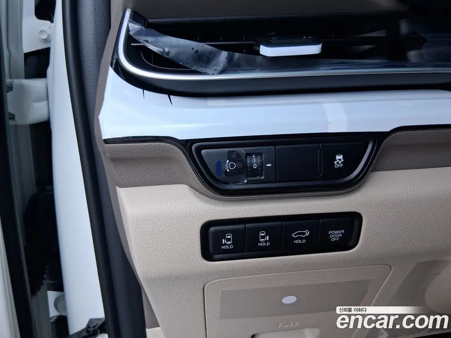 Kia Carnival 2026 1.6 автомат (гидро), фото 11