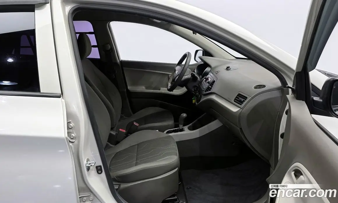 Kia Morning 2015 1.0 автомат (гидро), фото 10