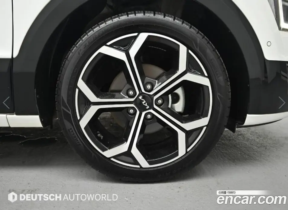 Kia Niro 2022 1.6 автомат (гидро), фото 5
