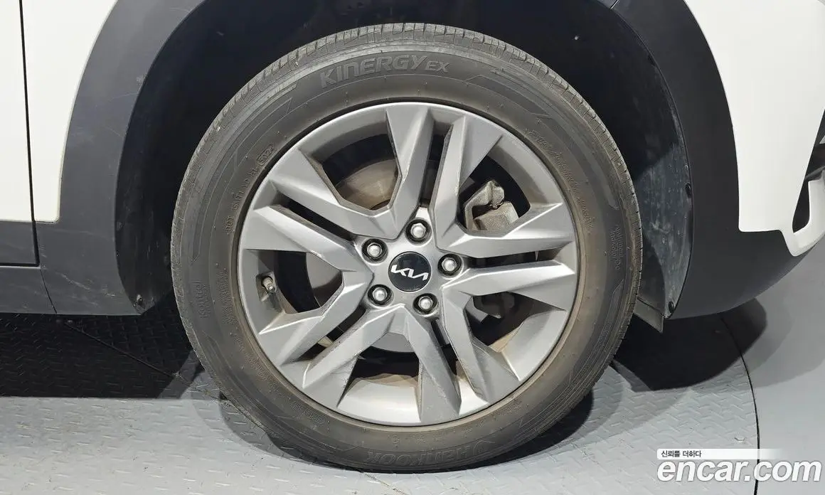 Kia Seltos 2021 1.6 автомат (гидро), фото 7 Kia Seltos 2021 1.6 автомат (гидро), фото 7