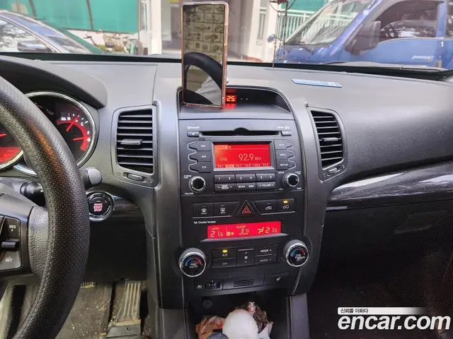 Kia Sorento 2011 2.0 автомат (гидро), миниатюра 11