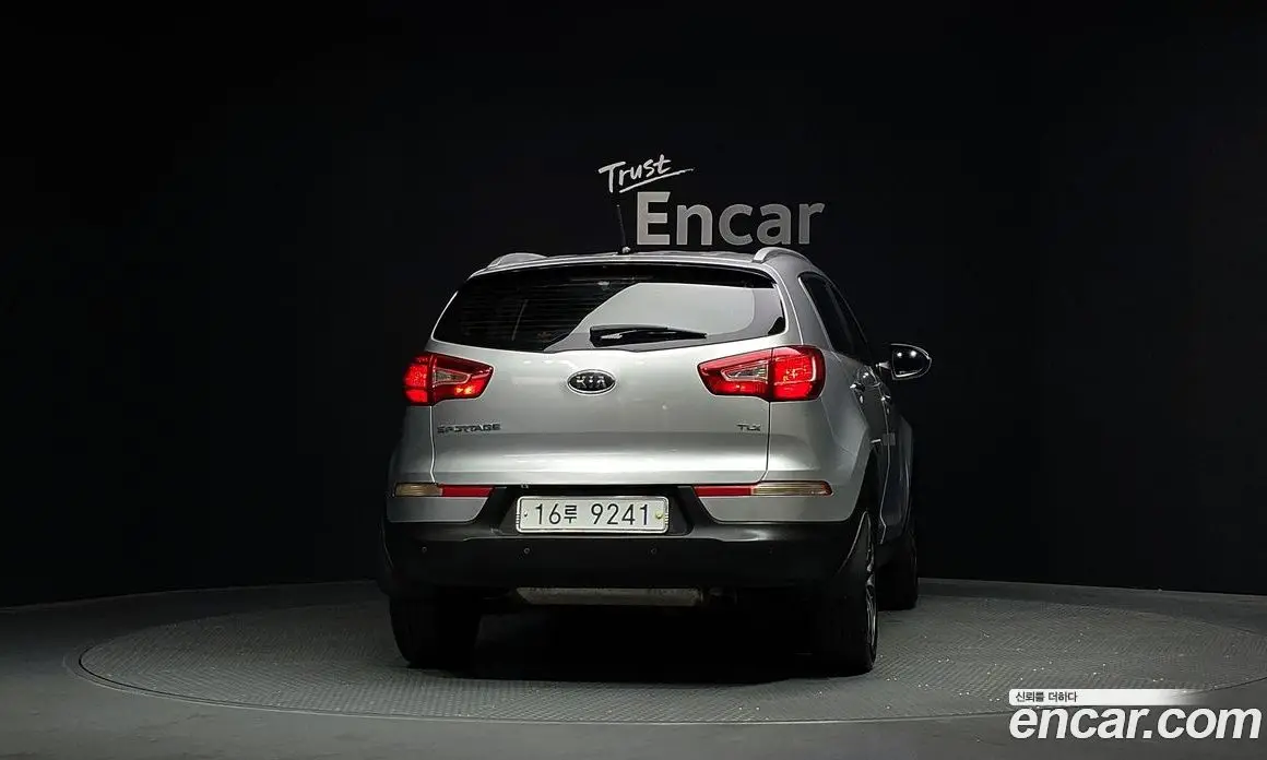 Kia Sportage 2010 2.0 автомат (гидро), фото 4
