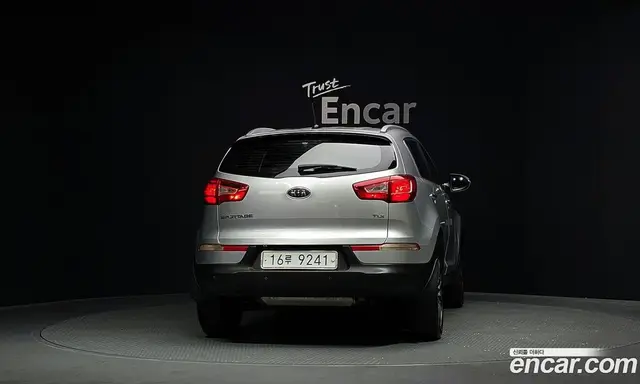 Kia Sportage 2010 2.0 автомат (гидро), миниатюра 4
