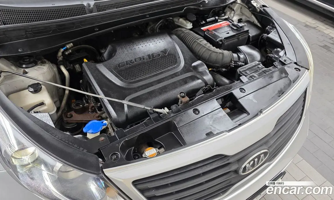Kia Sportage 2010 2.0 автомат (гидро), фото 6
