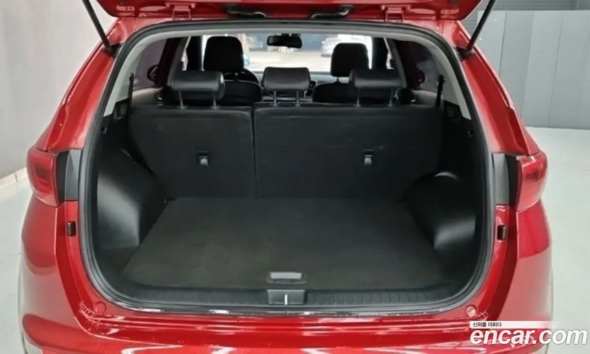Kia Sportage 2017 2.0 автомат (гидро), фото 13