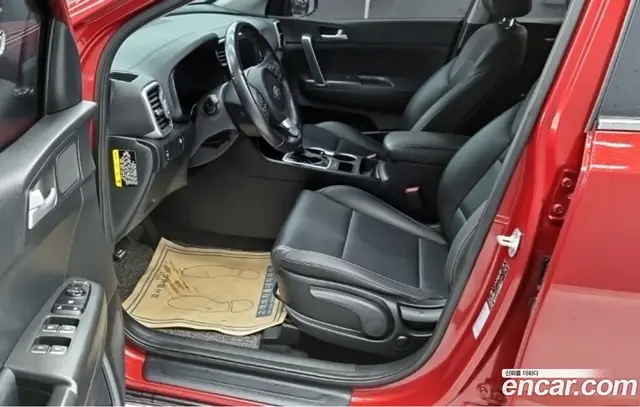 Kia Sportage 2017 2.0 автомат (гидро), миниатюра 9