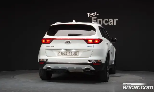Kia Sportage 2018 1.6 автомат (гидро), миниатюра 4