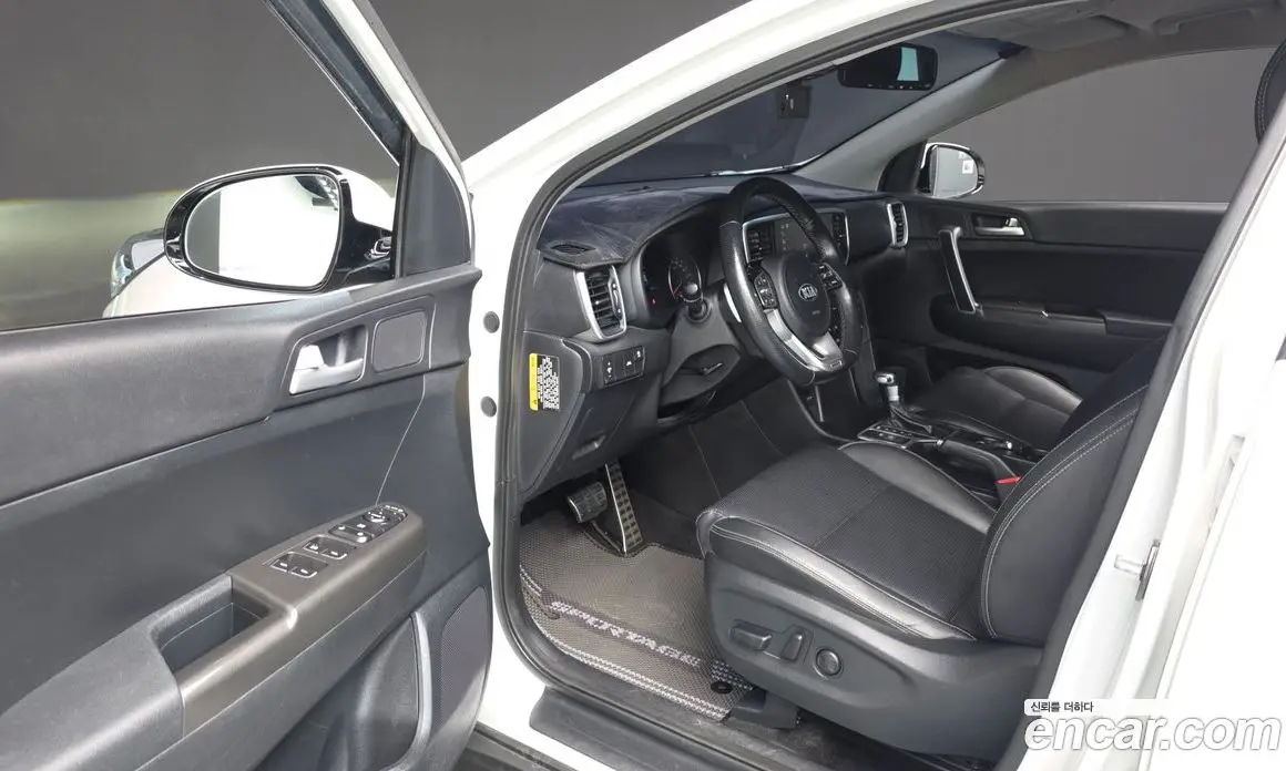 Kia Sportage 2018 1.6 автомат (гидро), фото 10