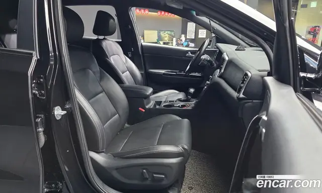 Kia Sportage 2018 2.0 автомат (гидро), миниатюра 11