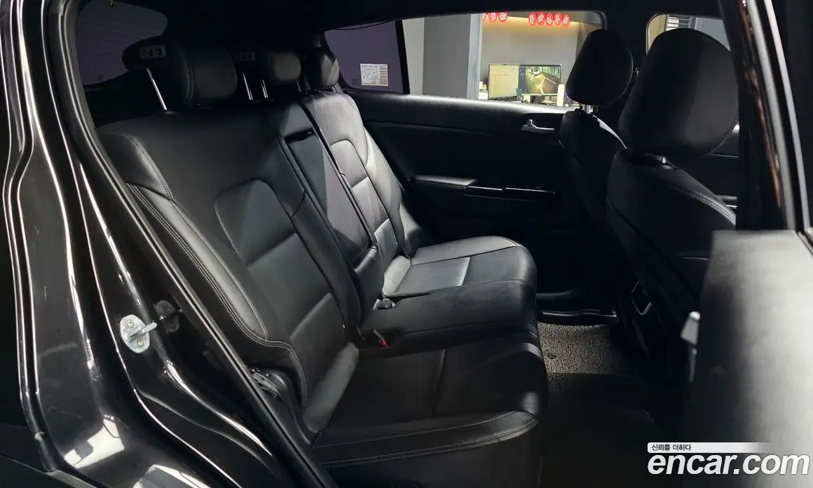 Kia Sportage 2018 2.0 автомат (гидро), фото 12