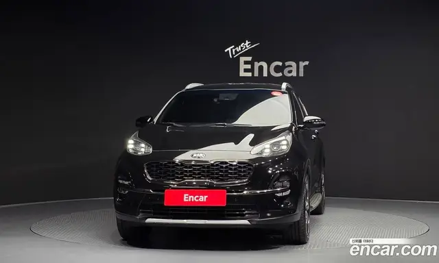 Kia Sportage 2018 2.0 автомат (гидро), миниатюра 3