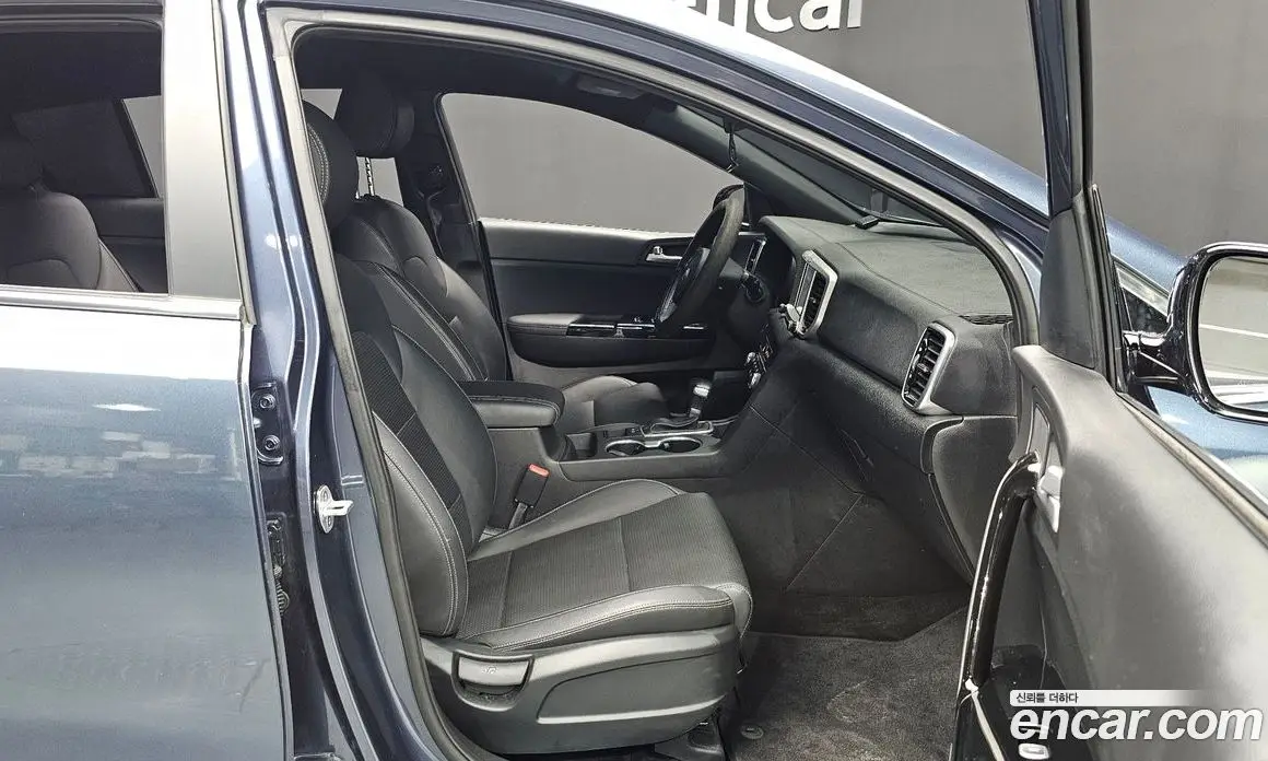 Kia Sportage 2019 2.0 автомат (гидро), фото 16