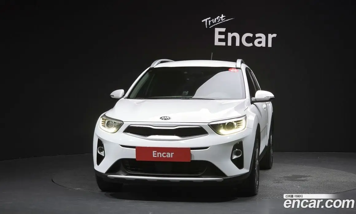 Kia Stonic 2017 1.6 автомат (гидро), фото 3