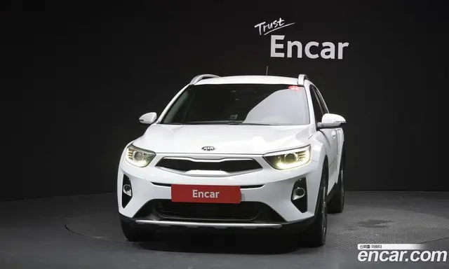 Kia Stonic 2017 1.6 автомат (гидро), миниатюра 3