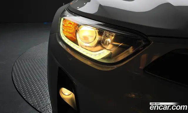 Kia Stonic 2017 1.6 автомат (гидро), миниатюра 8
